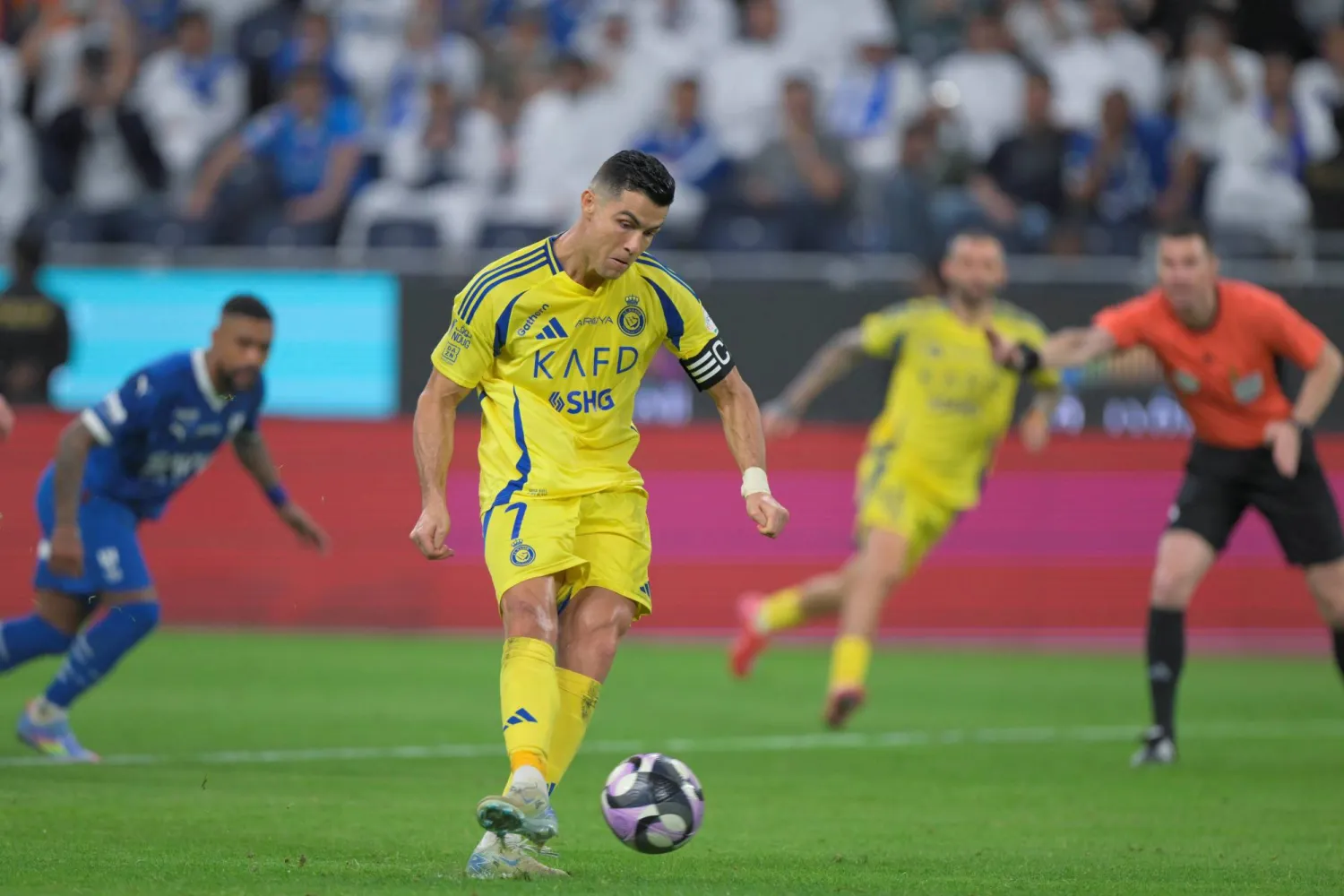 الدوري السعودي يخطف الأنظار.. لماذا أصبح “الدوري الذهبي” الأقوى في آسيا والأكثر إثارة عالمياً؟