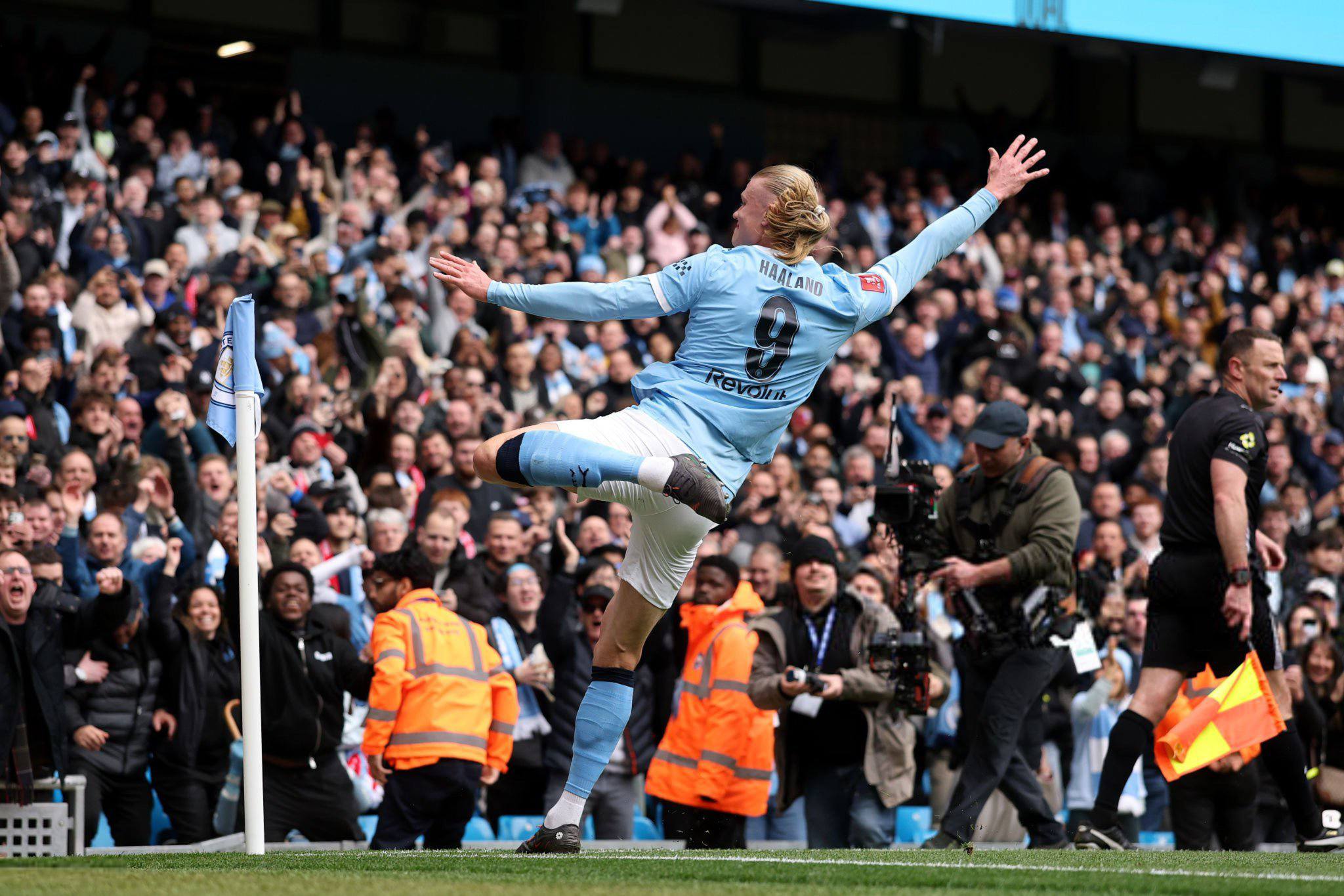 مانشستر سيتي يقسو على ليفربول برباعية ويتقدم نحو نهائي كأس الاتحاد الإنجليزي